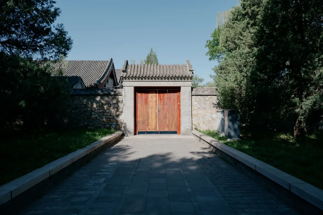 暖通空调工程能效优化技术方案在商业建筑中的应用实践